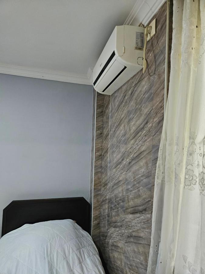 Guest House 2 Floor Μπατούμι Εξωτερικό φωτογραφία