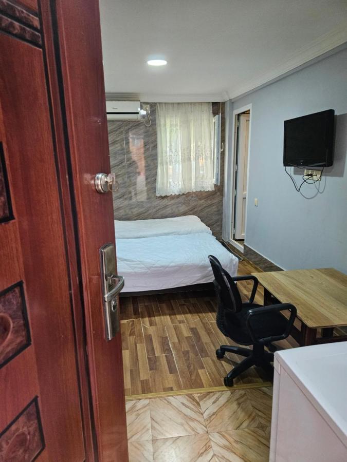 Guest House 2 Floor Μπατούμι Εξωτερικό φωτογραφία