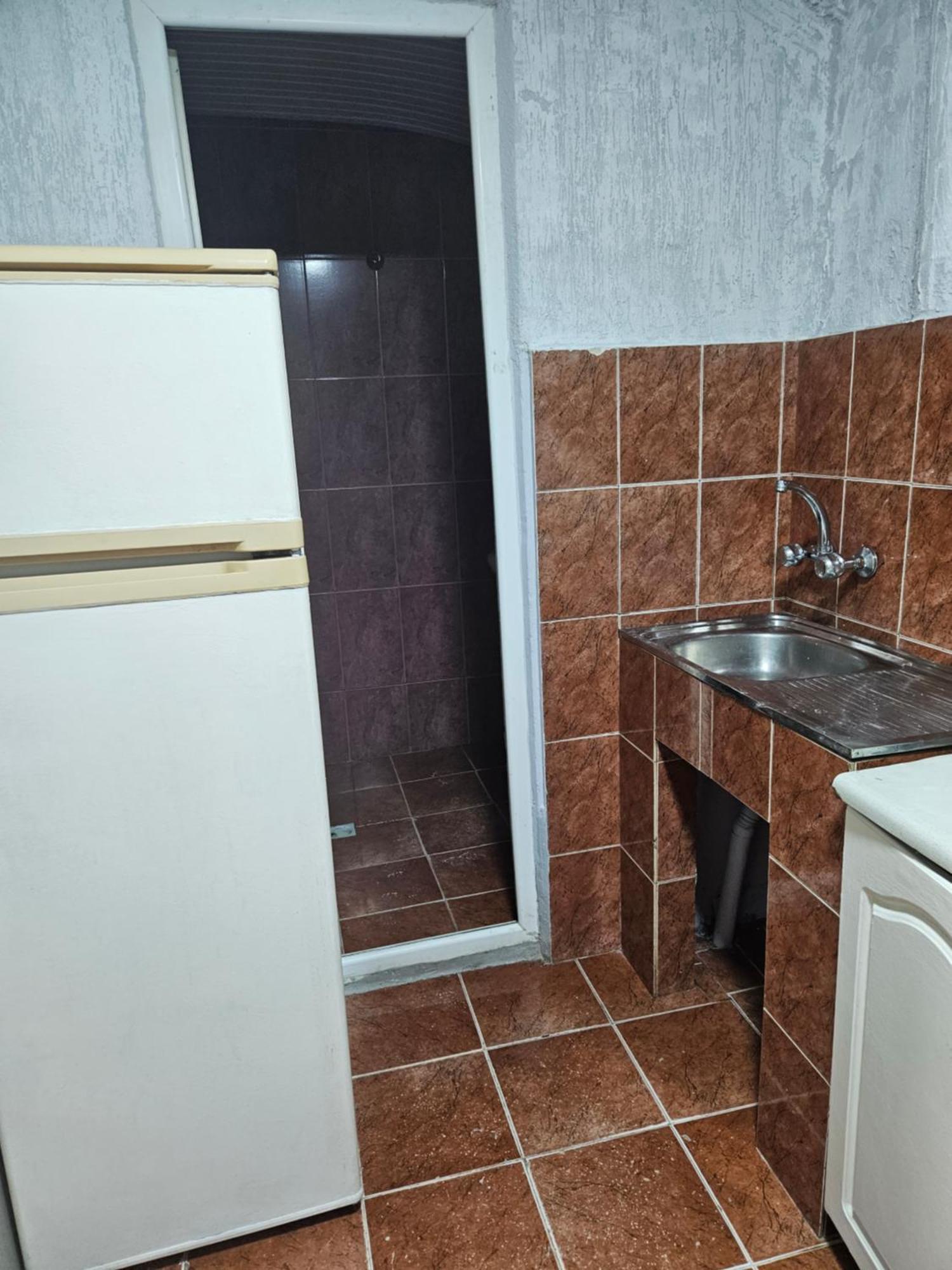 Guest House 2 Floor Μπατούμι Εξωτερικό φωτογραφία